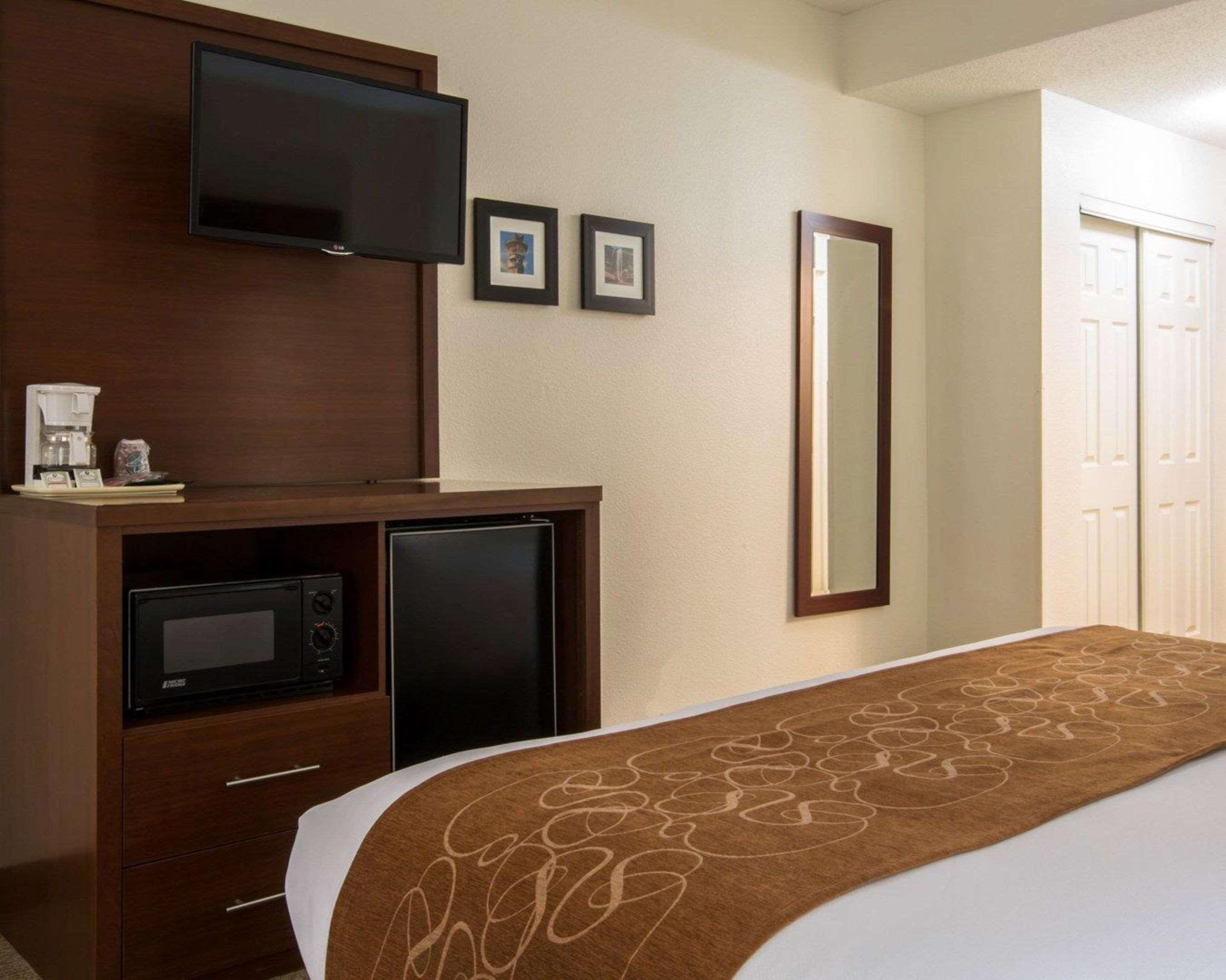 Comfort Suites Cumming-Atlanta Near Northside Hospital Forsyth Exterior foto