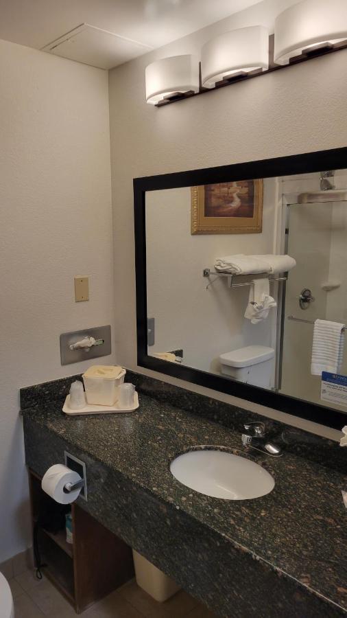Comfort Suites Cumming-Atlanta Near Northside Hospital Forsyth Exterior foto