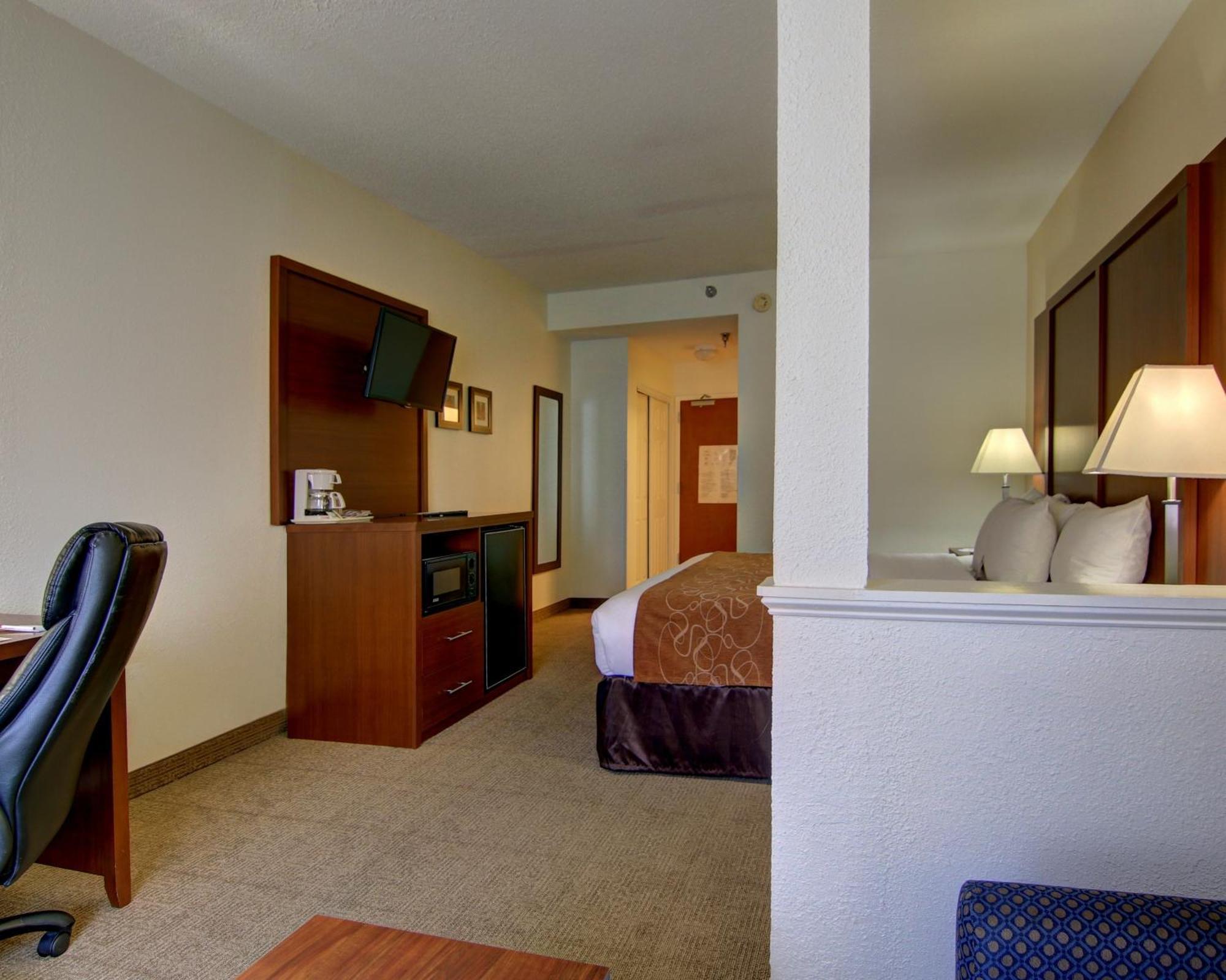 Comfort Suites Cumming-Atlanta Near Northside Hospital Forsyth Quarto foto