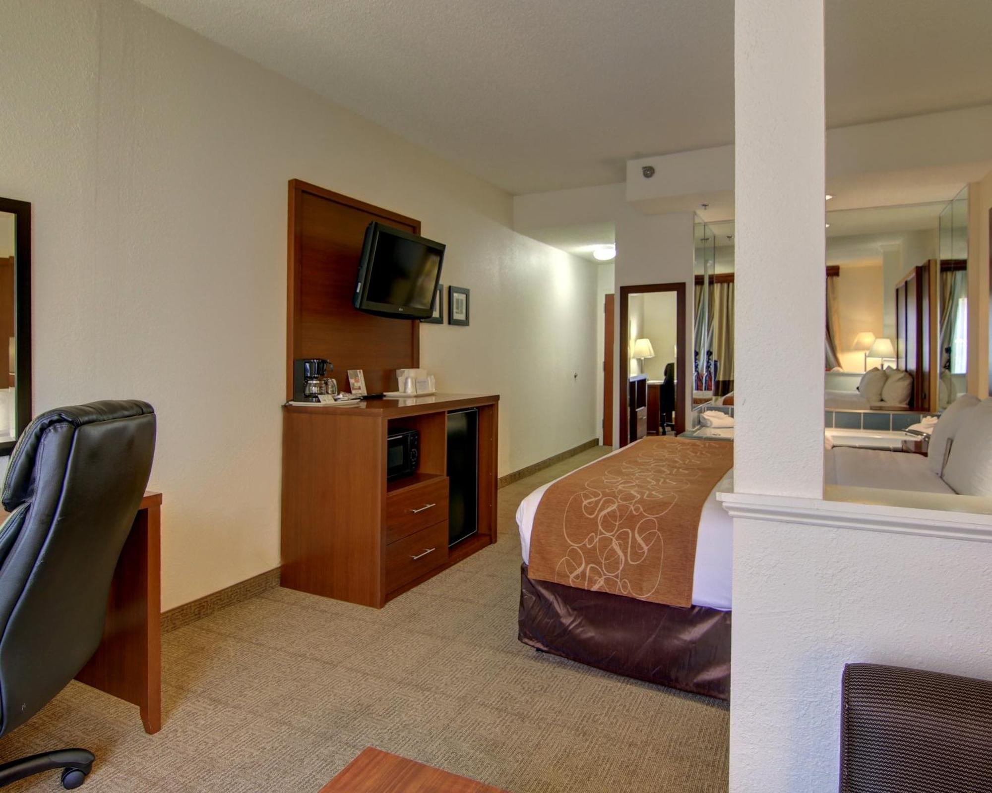 Comfort Suites Cumming-Atlanta Near Northside Hospital Forsyth Quarto foto